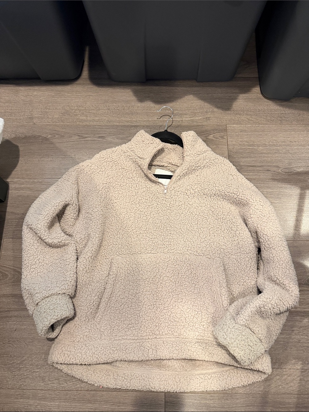 American Eagle Teddy Bear Sweater women’s size M